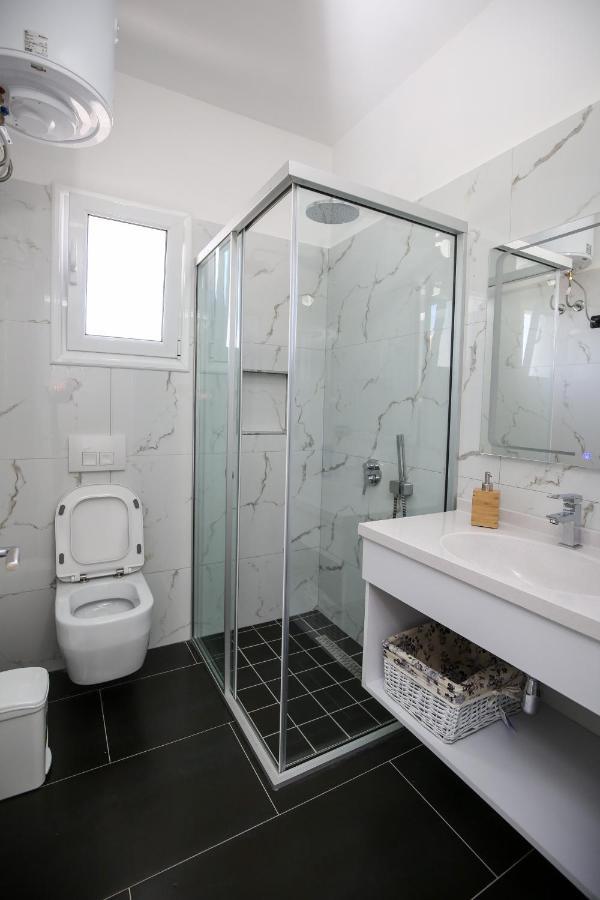 Nikaj Premium Apartments Vlorë Exterior foto